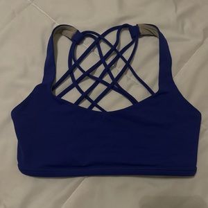 Lululemon Free To Be Bra Size 2